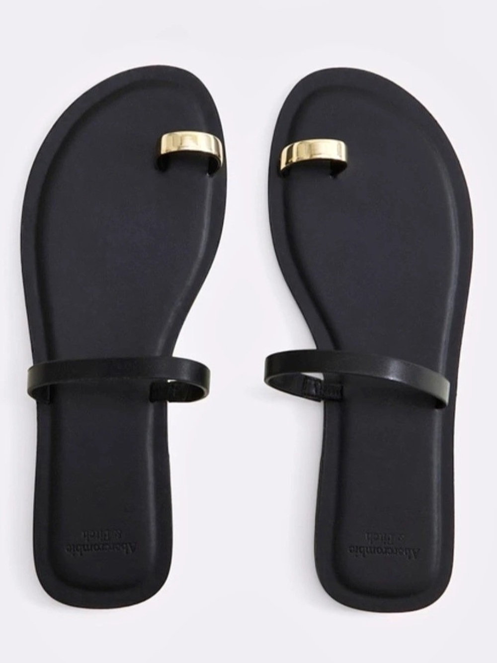 Abercrombie & Fitch Toe Loop Hardware Sandal - Black